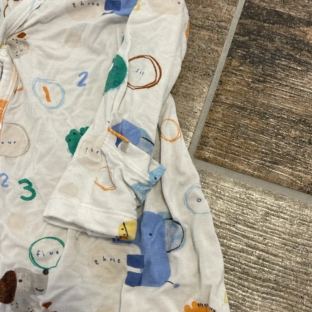 Angel Dear Multicolor Baby Onesie Sleep Outfit Size 0-3 months Viscose Bamboo